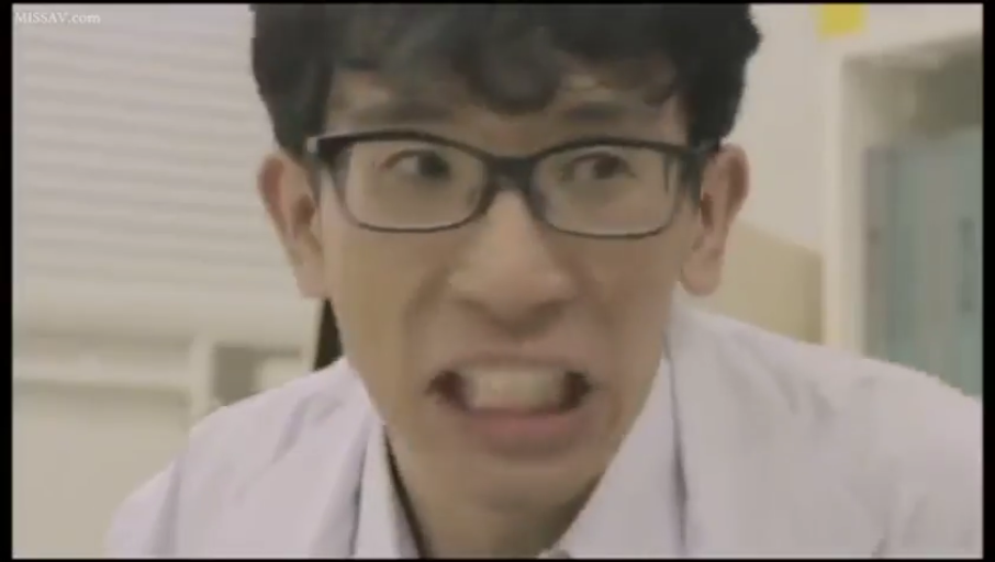 室内 · 白大褂 · 脸部特写 · 正面