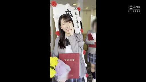 站立 · 半身 · JK制服 · 学校