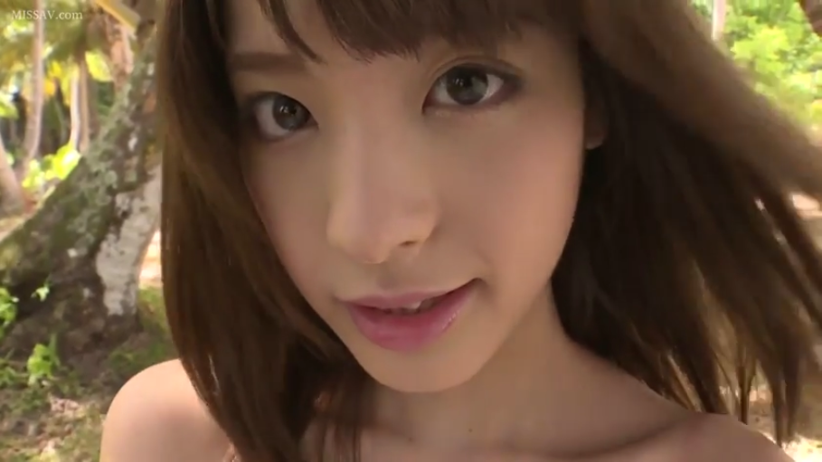室内 · 专注 · 全裸 · 口交 · 跪姿 · 成人内容 · 侧脸特写