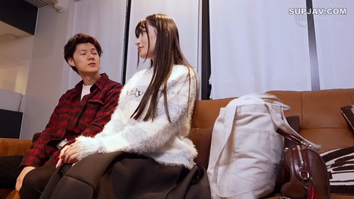 室內 · 格纹衬衫