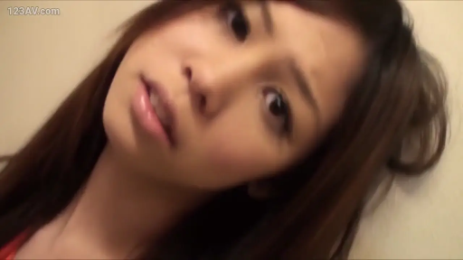 室内 · 顔部のクローズアップ · 诱惑 · 凝視 · 寝姿 · 俯瞰撮影 · 吊帯