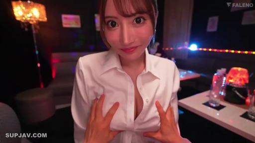 性交 · 卧室 · 远景 · 昏暗 · 居家服 · 模糊 · 家具 · 站立背后位