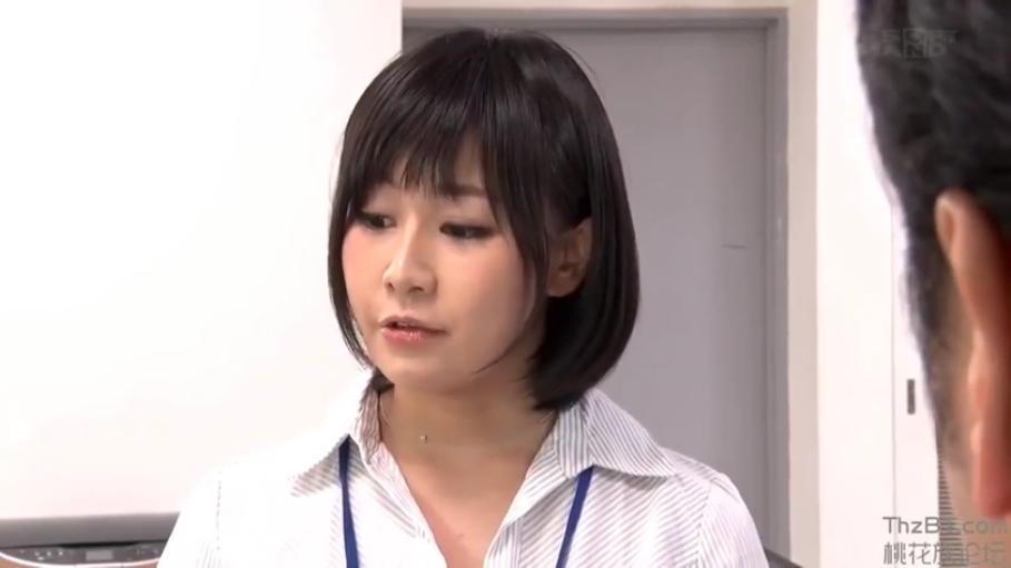 室内 · 性交 · 角色扮演 · 迷离 · 女仆风情趣内衣 · 部位特写 · 恶魔角头饰 · 抬腿开合