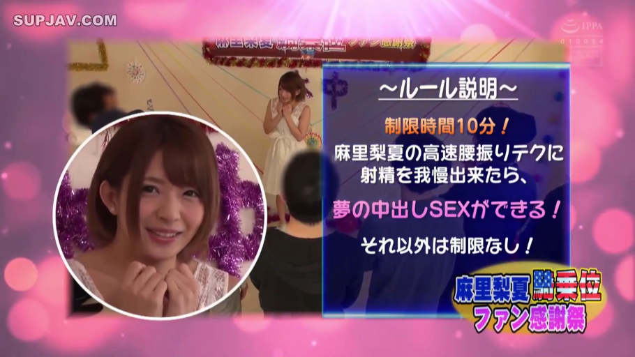 坐姿 · 微笑 · 私处 · 挑逗 · 女同 · 瑜伽垫 · 运动装 · 瑜伽房
