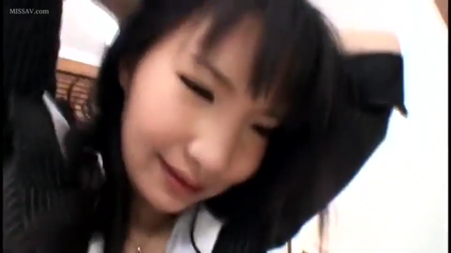 性交 · 黑丝 · 私处特写 · 制服 · 恍惚 · 公交车 · 抬腿