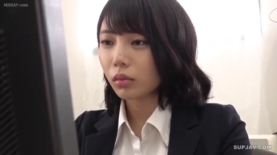性交 · 校服 · 马赛克 · 臀部 · 床 · 酒店 · 挣扎 · 狗趴式