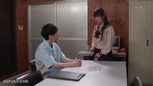 室内 · 委屈 · 站立 · 中景 · 剧情 · 交流 · JK制服 · 桌椅