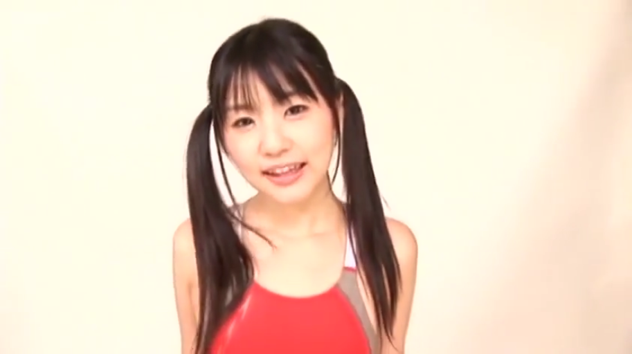 微笑 · 学生制服 · 性交行为 · 痴汉 · 下体 · 公交车内 · 公交扶手 · 抬腿开合
