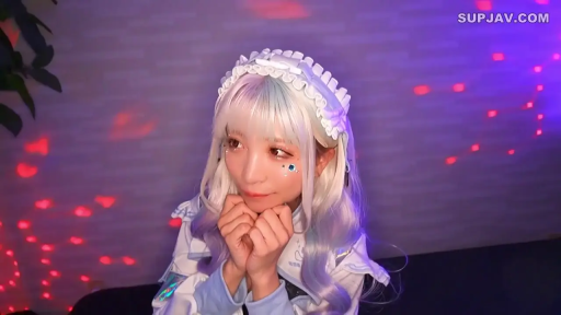 坐姿 · 甜美 · 全景 · 摆拍 · 手机 · 摄影棚 · Cosplay服 · 多机位