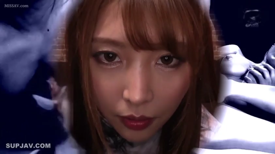 室内 · 身をかがめる · 顔部のクローズアップ · 诱惑 · 凝視 · レースのトップ · 日本AV