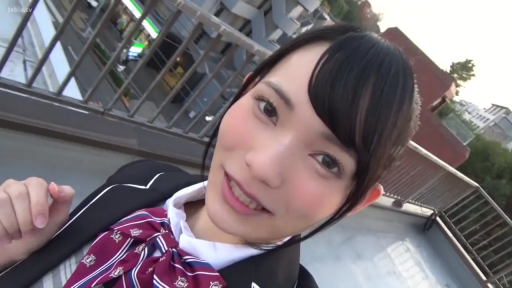 面部特写 · JK制服 · 户外