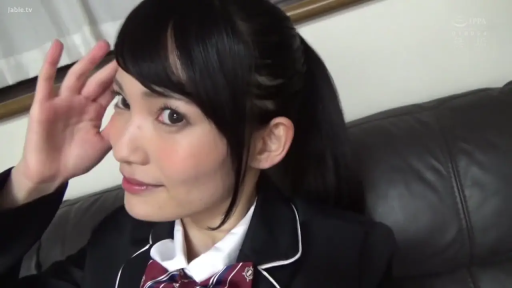 室内 · 坐姿 · 沙发 · 微笑 · 面部特写 · 凝视 · JK制服 · 马尾