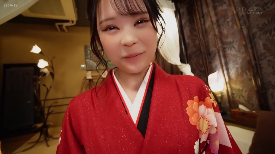 室内 · 面部特写 · 和服