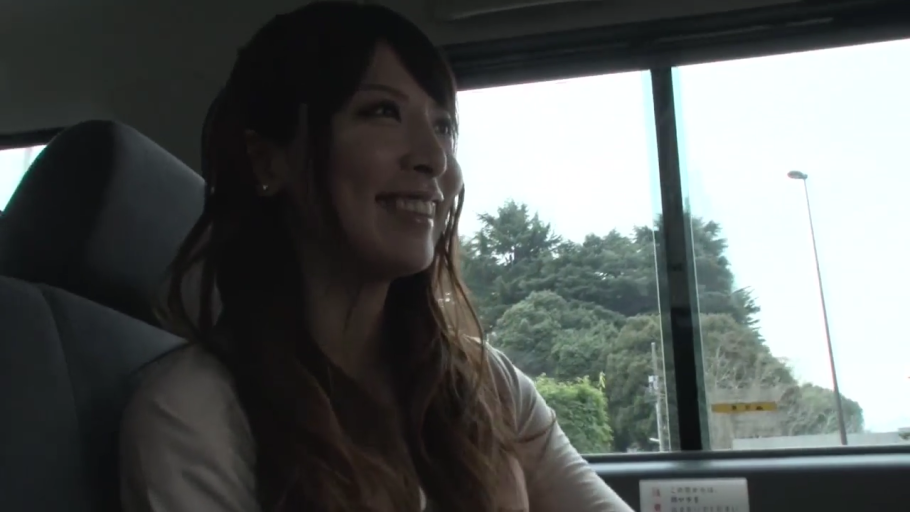 室内 · 张口 · 跪姿 · 远景 · 多人 · 群交 · 情趣内衣 · 垫子