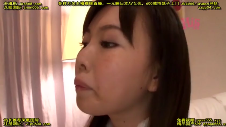 室内 · 戒指 · 面部特写 · 内衣 · 诱惑 · 多人 · 颜射 · 聚拢姿势