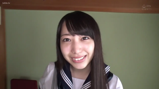 Indoor · Close-up of the face · Sailor suit · 正面直视