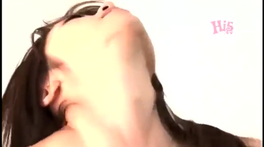 室内 · 性交 · 陶醉 · 裸体 · 仰头 · 长发 · 头部特写