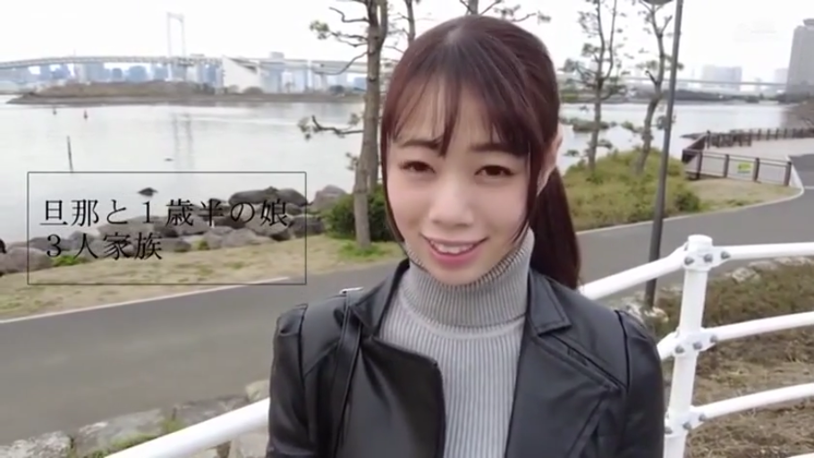 全身 · 性交 · 办公室 · 办公桌 · 陶醉 · 职业装 · 制服诱惑 · 跨坐骑乘