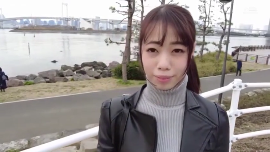 性交 · 全裸 · 迷离 · 后入式 · 沙发 · 客厅 · 湿发 · 全身特写