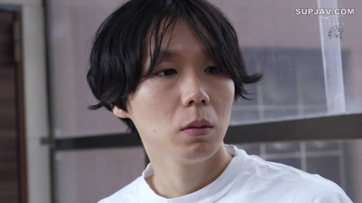 胸部 · 揉乳 · 和室 · 享受 · 裸体 · 多人 · 举手姿