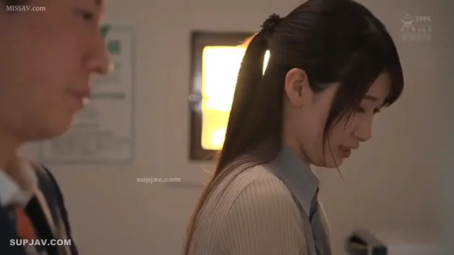 室内 · 坐姿 · 注视 · OL · 鱼网袜 · 挑逗