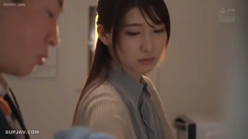 卧室 · 迷离 · 枕头 · 指交 · JK制服 · M字腿 · 阴部特写 · 男性的手