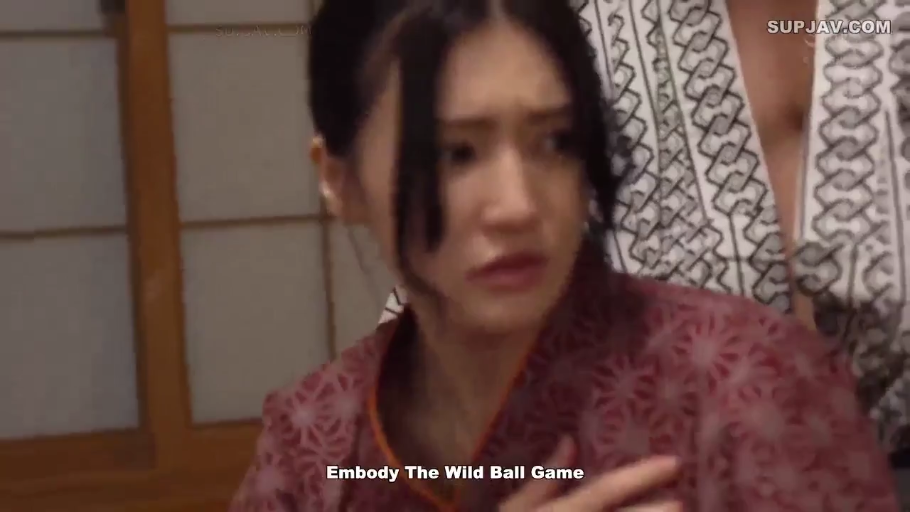 站立 · 和室 · 面部特写 · 浴衣