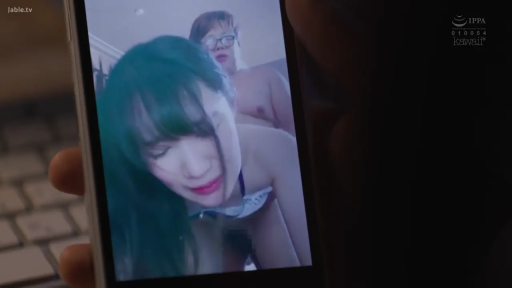 室内 · 性交 · 身をかがめる · 楽しんで · 顔のクローズアップ · 携帯電話 · 内衣 · 偷拍视角