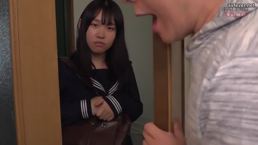 室内 · 站立 · 中景 · 水手服 · 书包 · 愤怒 · 黑发 · 争吵