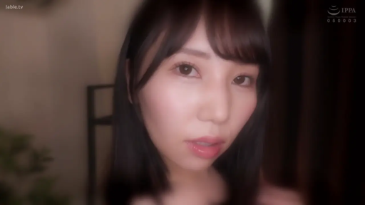 坐姿 · 臥室 · 胸部特寫 · 誘惑 · 高清 · 裸露上身 · 自摸