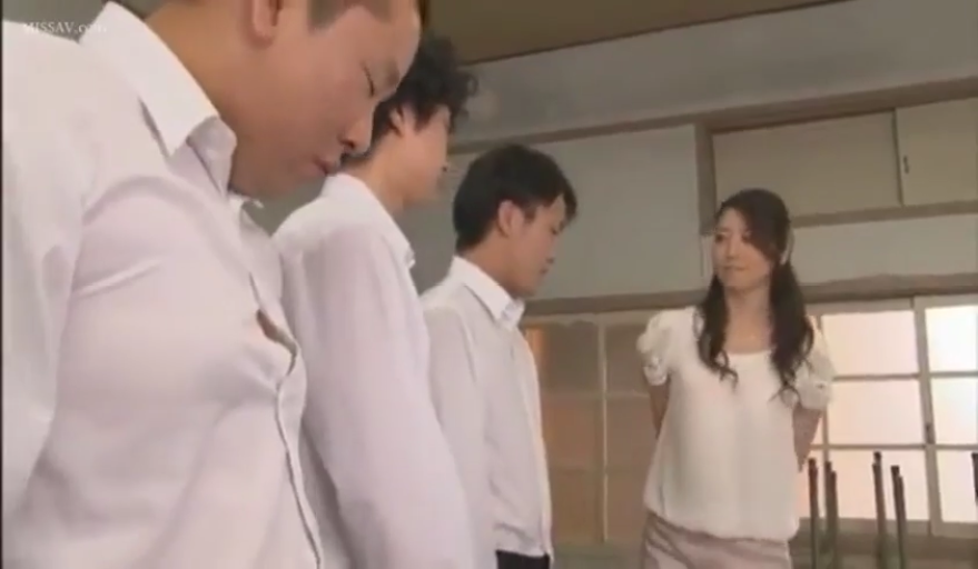 卧室 · 性行为 · 全景 · 闭眼 · 学生制服 · 仰卧抬腿 · 口罩 · JK