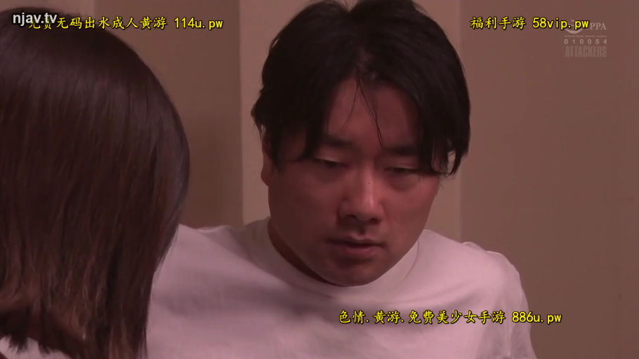 面部 · 口交 · 闭眼 · 床上 · 局部模糊 · 侧卧 · 粉色内衣 · 肉棒