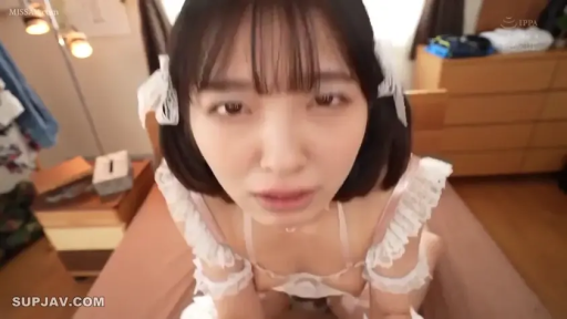 坐姿 · 马赛克 · 自慰 · 沙发 · 客厅 · 职业装 · 私处 · 无表情
