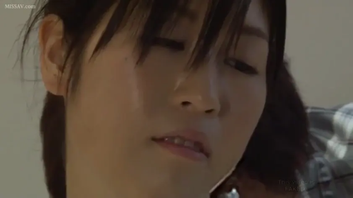 室内 · 面部 · 楽しんで · 私服 · うめき声 · 寝姿 · 柔光