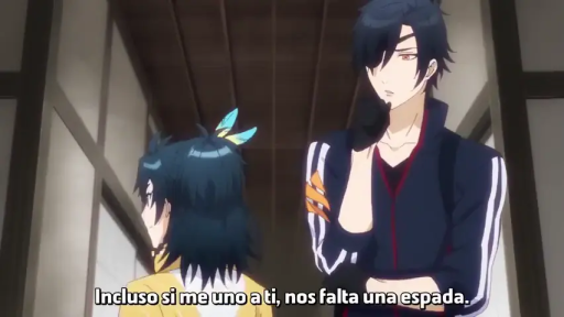 交谈 · 严肃 · 中景 · 托腮 · 运动服 · 室内走廊 · 手套 · 动漫