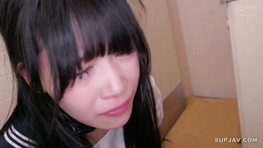 微笑 · 跪姿 · 职业装 · 厨房 · 阴茎 · 手交 · 双马尾