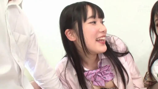 室內 · 坐姿 · 面部特寫 · 谈话 · JK制服 · 笑容 · 日本AV