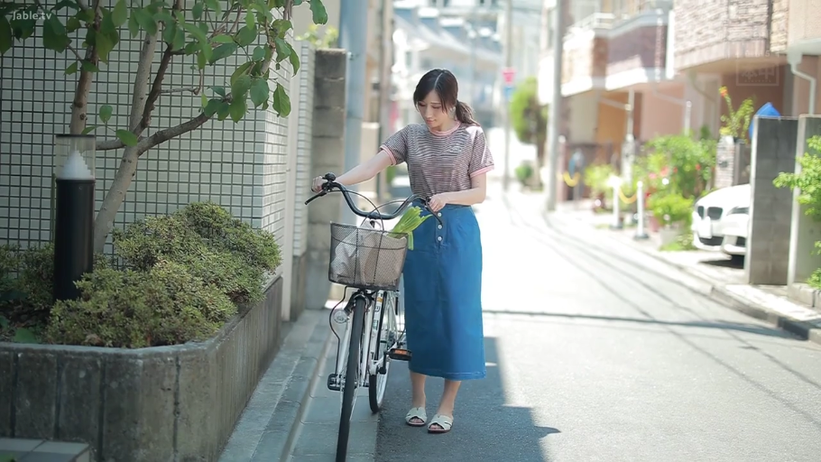 室内 · 俯身 · 专注 · 口交 · 阴茎 · 侧拍 · 和服 · 口部