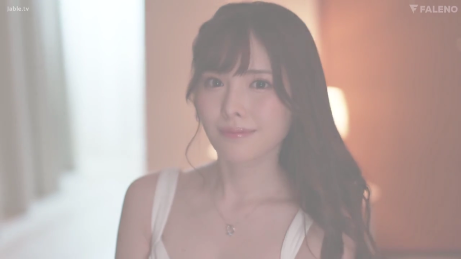 专注 · 全裸 · 浴室 · 马赛克 · 站立 · 手部 · 手交 · 沐浴露
