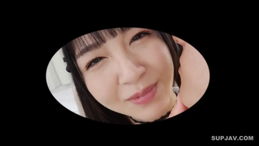 室内 · 身をかがめる · 微笑 · 顔のクローズアップ · POV视角 · 凝視 · 项圈