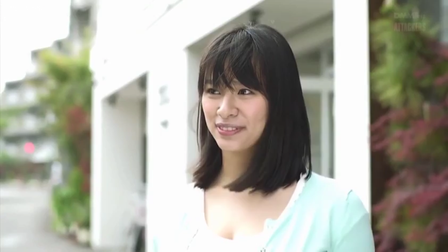 室内 · 闭眼 · 休闲装 · 深吻 · 面对面 · 嘴部特写 · 男女