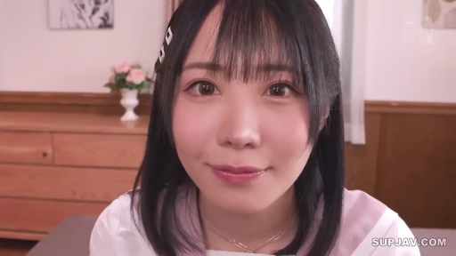 室内 · 座り姿勢 · 制服 · 顔 · 一人称視点 · 微笑 · 注視 · 发卡