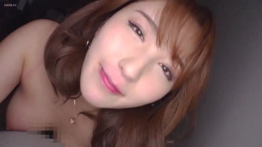 室内 · 俯身 · 马赛克 · 微笑 · 项链 · 面部特写 · 裸体 · 凝视