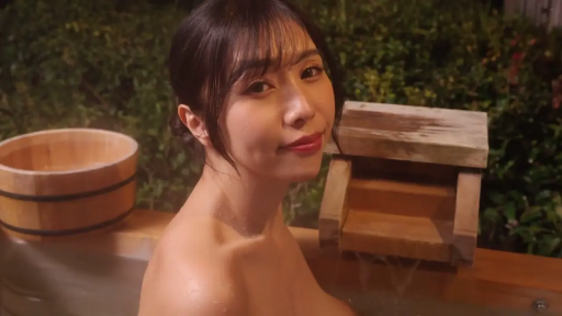 全裸 · 回眸 · 上半身 · 温泉