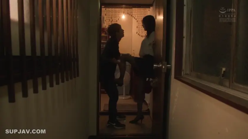 全景 · ビジネススーツ · 玄关 · 抬腿