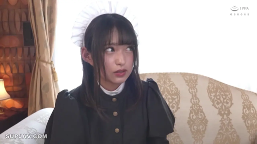 室内 · 坐姿 · 忧郁 · 低头 · 女仆装 · 发饰 · 胸部以上