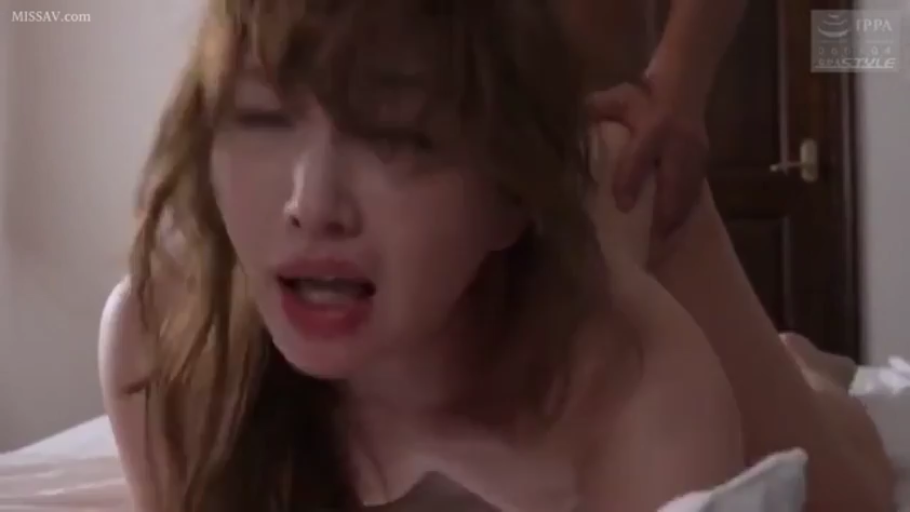 性交 · 面部 · 卧室 · 床铺 · 性行为 · 俯卧 · 裸体 · 高潮