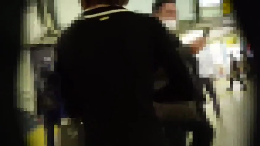 休闲装 · 街道 · 户外 · 背影 · 走动 · 偷拍