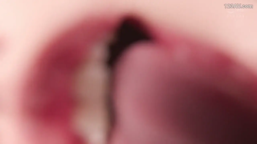 室内 · 嘴部特写