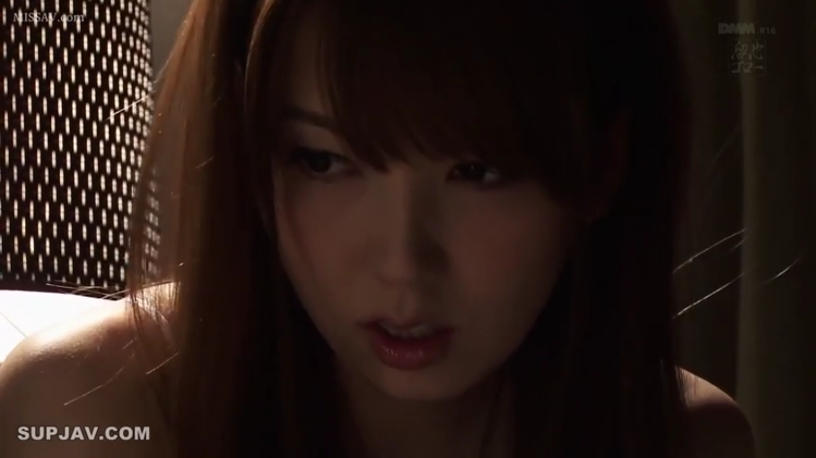 室内 · 脸部特写 · 裸体